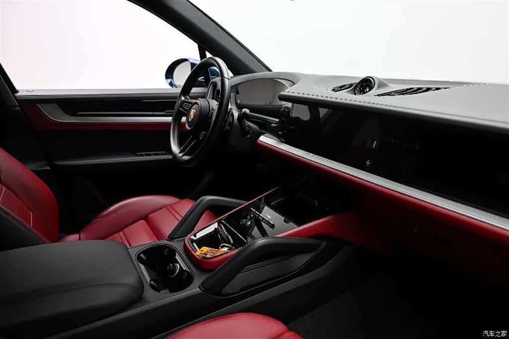 Porsche Cayenne, 2024 9