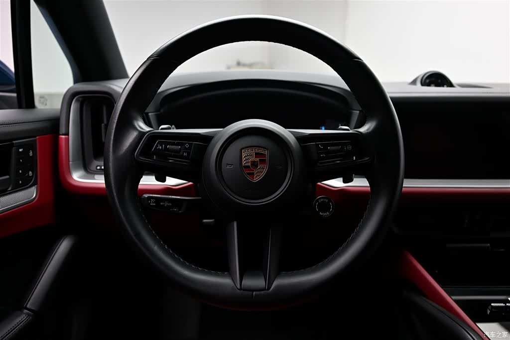 Porsche Cayenne, 2024 12