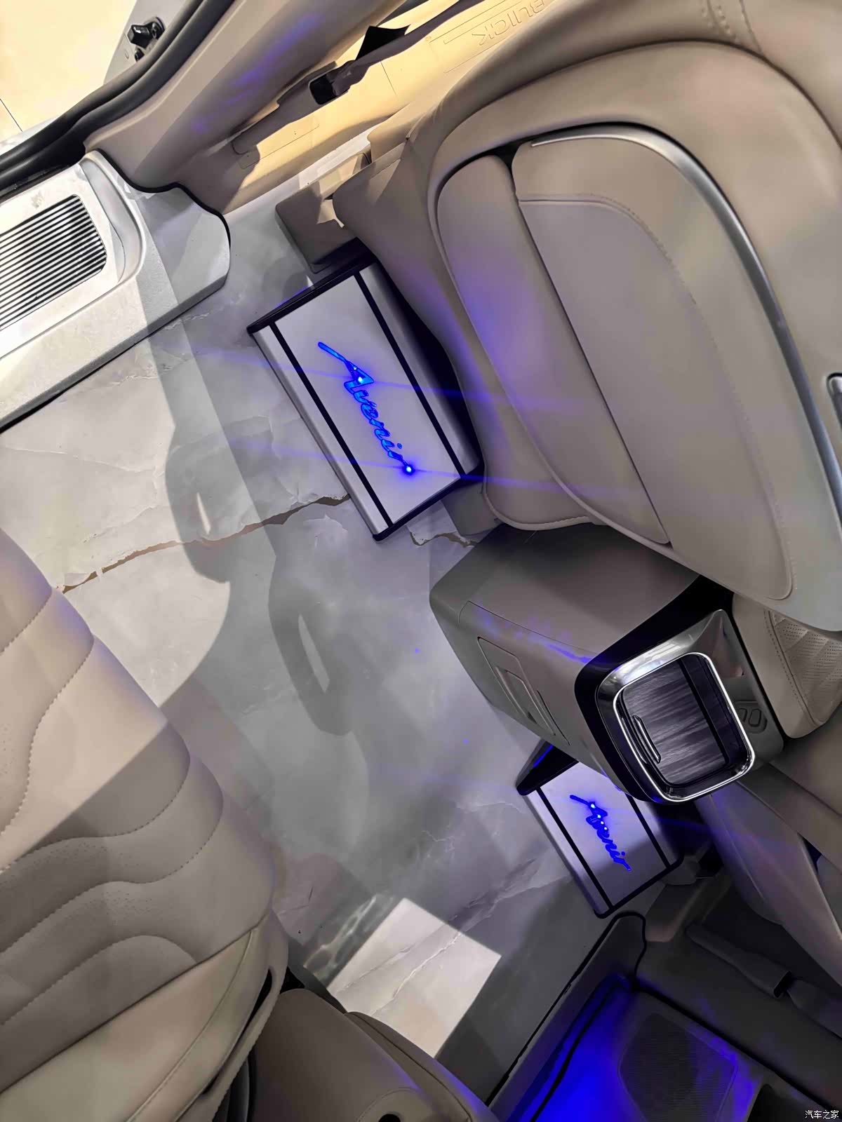 Buick GL8, 2022 18