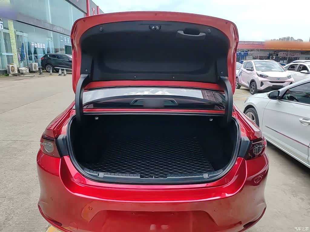 Mazda Mazda3, 2021 19