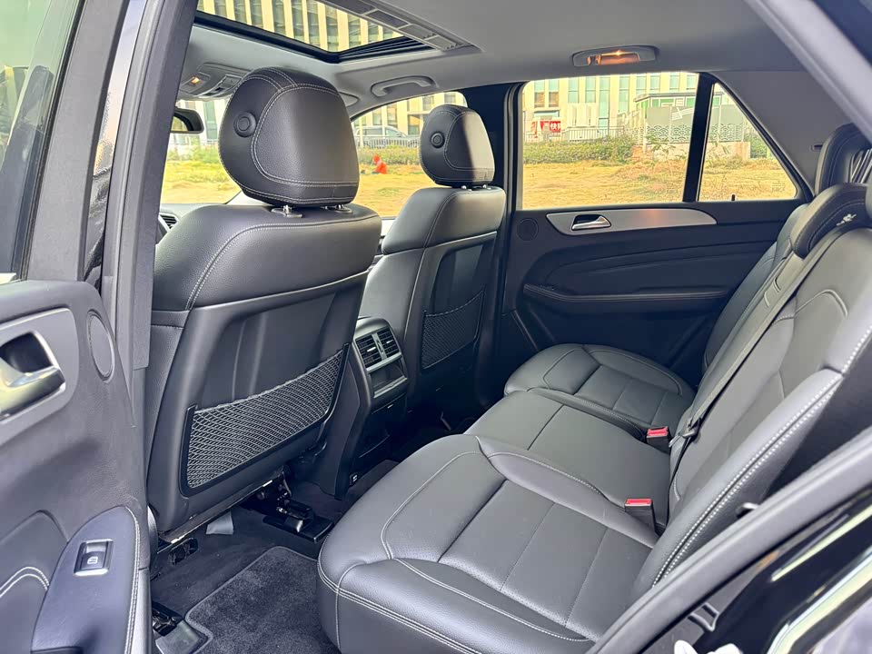 Mercedes-Benz M class