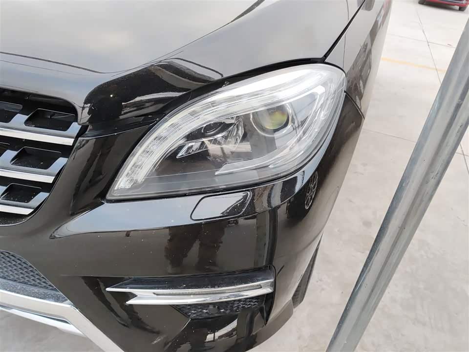 Mercedes-Benz M class