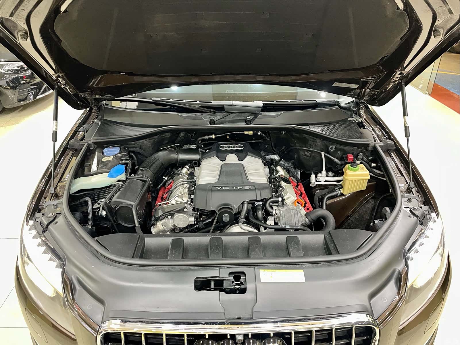 Audi Q7, 2013 23