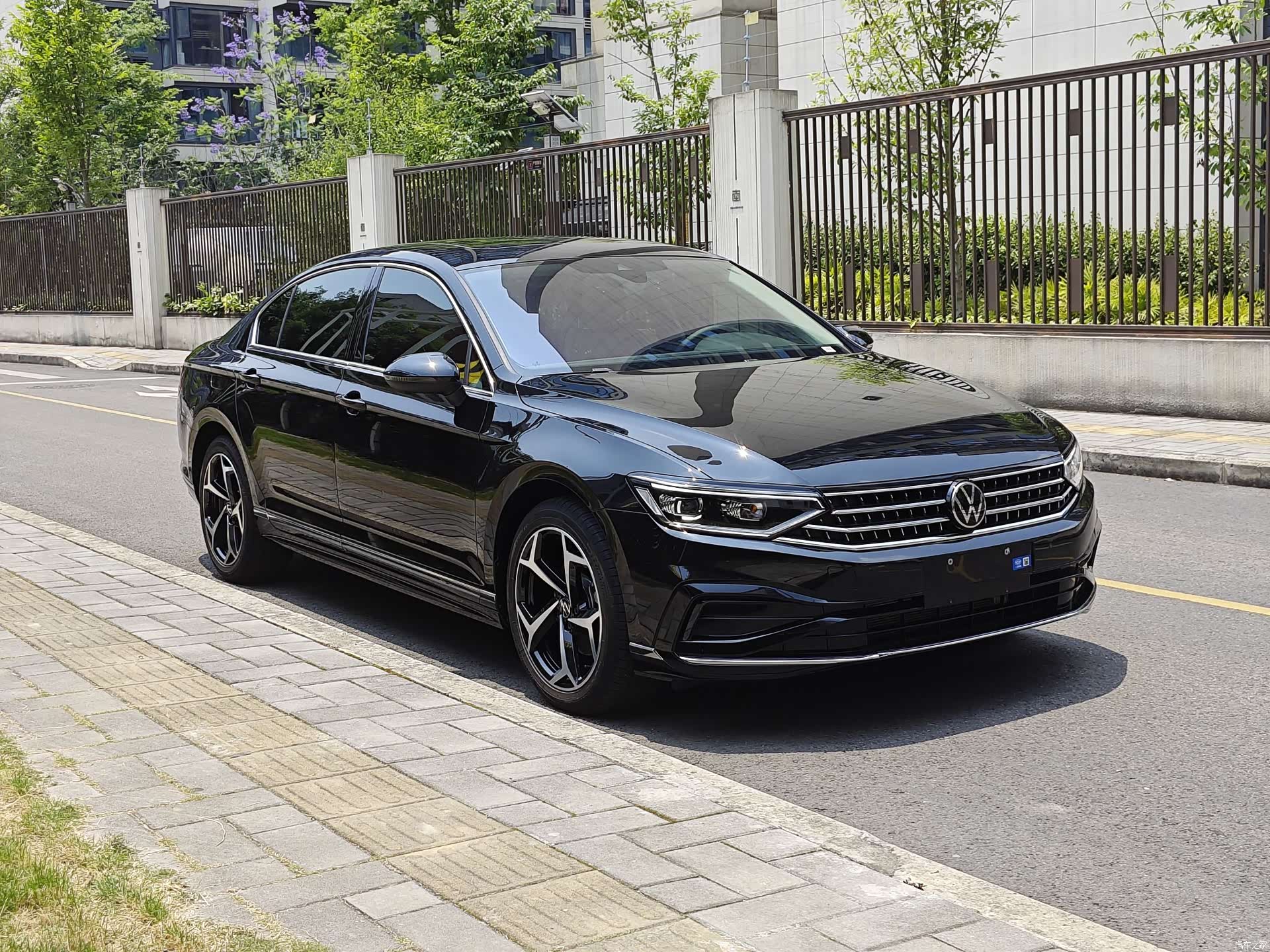 Volkswagen Magotan, 2025 3
