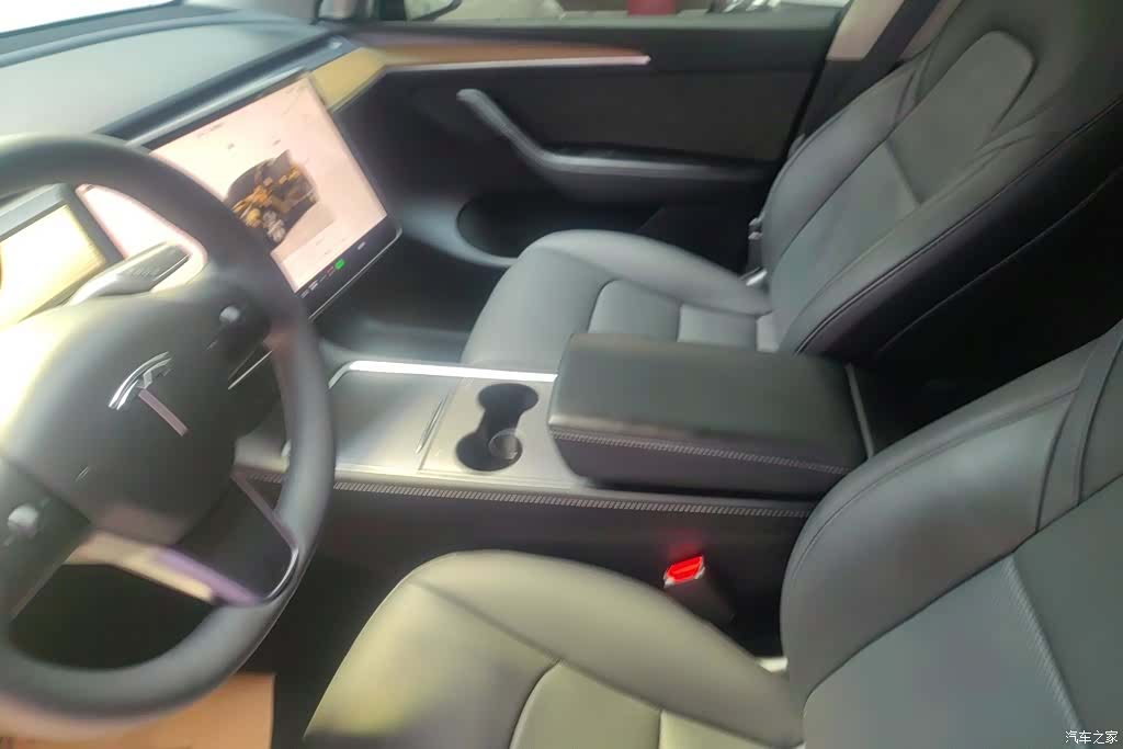 Tesla Model Y, 2022 9