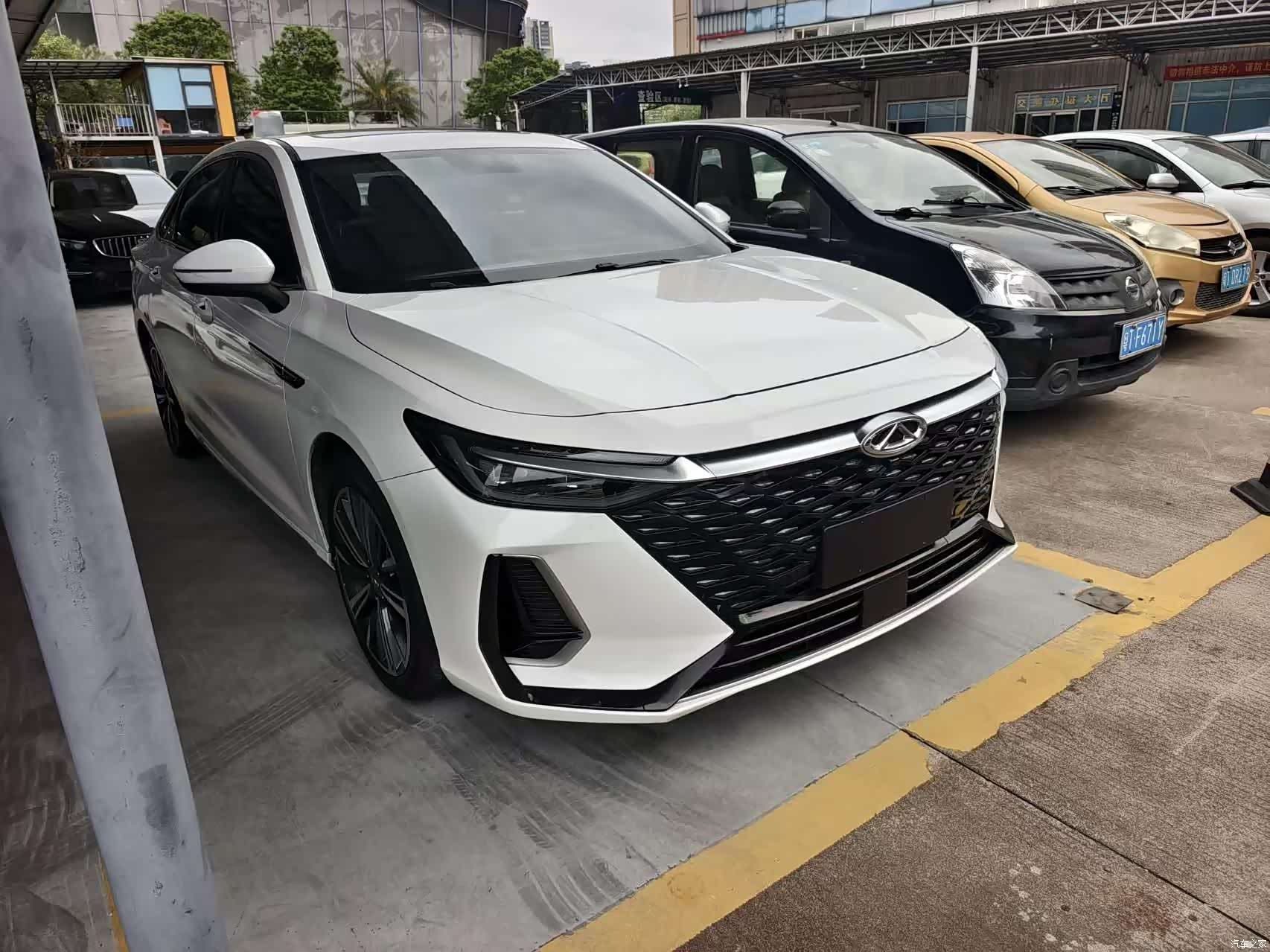 Chery Arrizo 8, 2023 3
