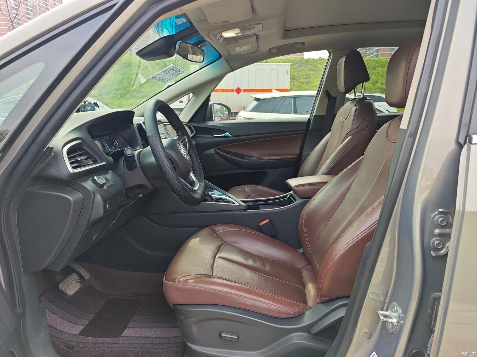Buick GL6, 2019 3