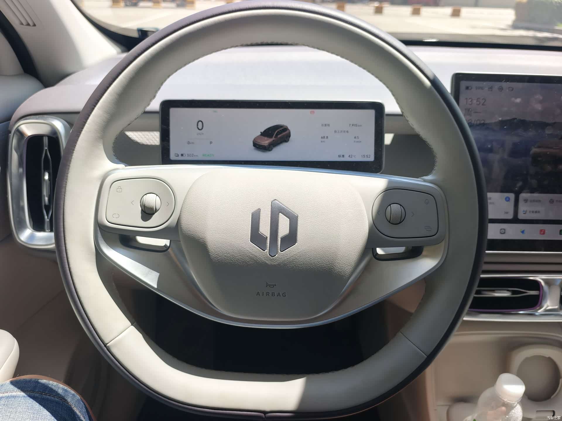 Leapmotor B10, 2025 11