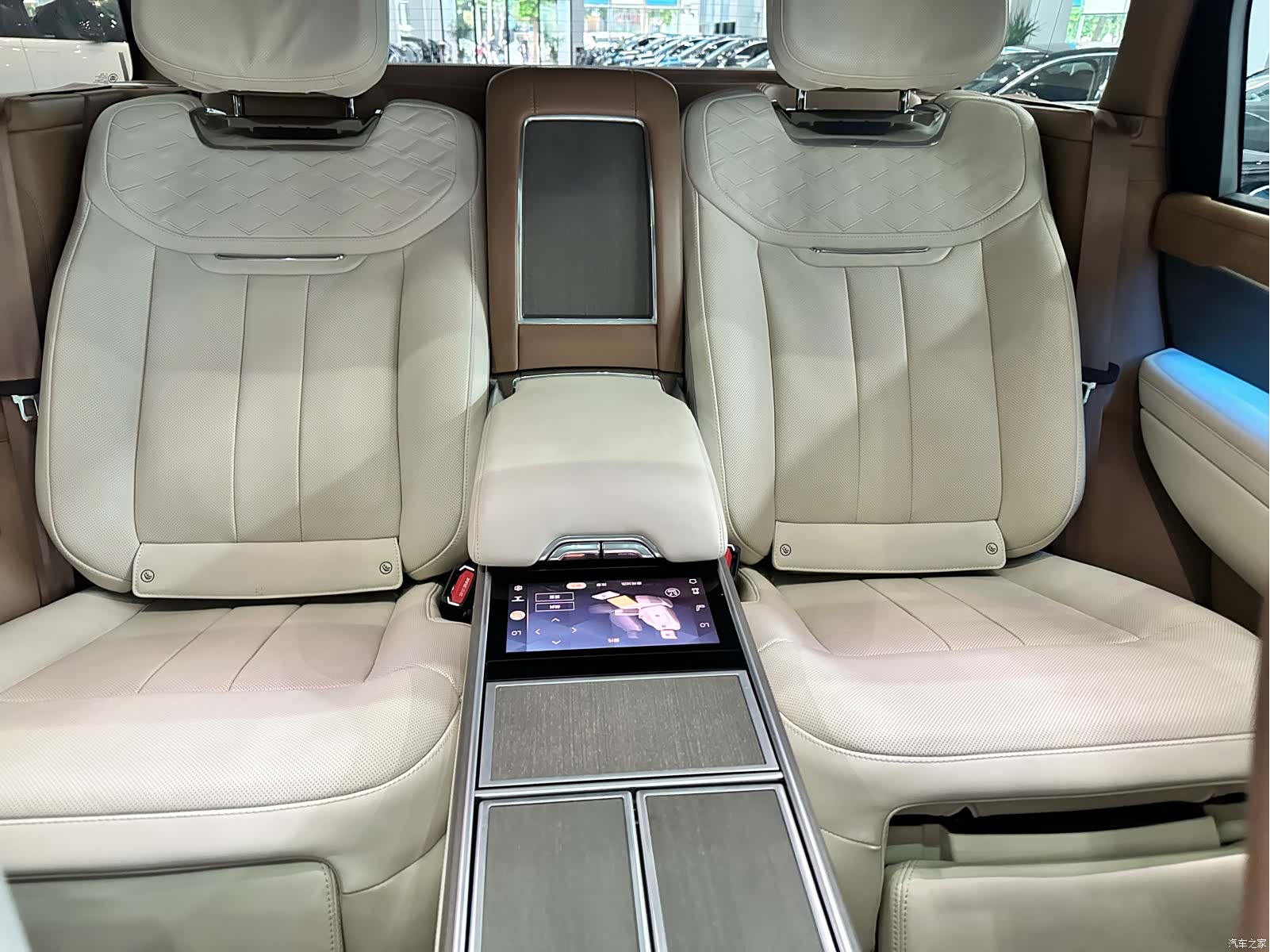 Land Rover Range Rover, 2024 16