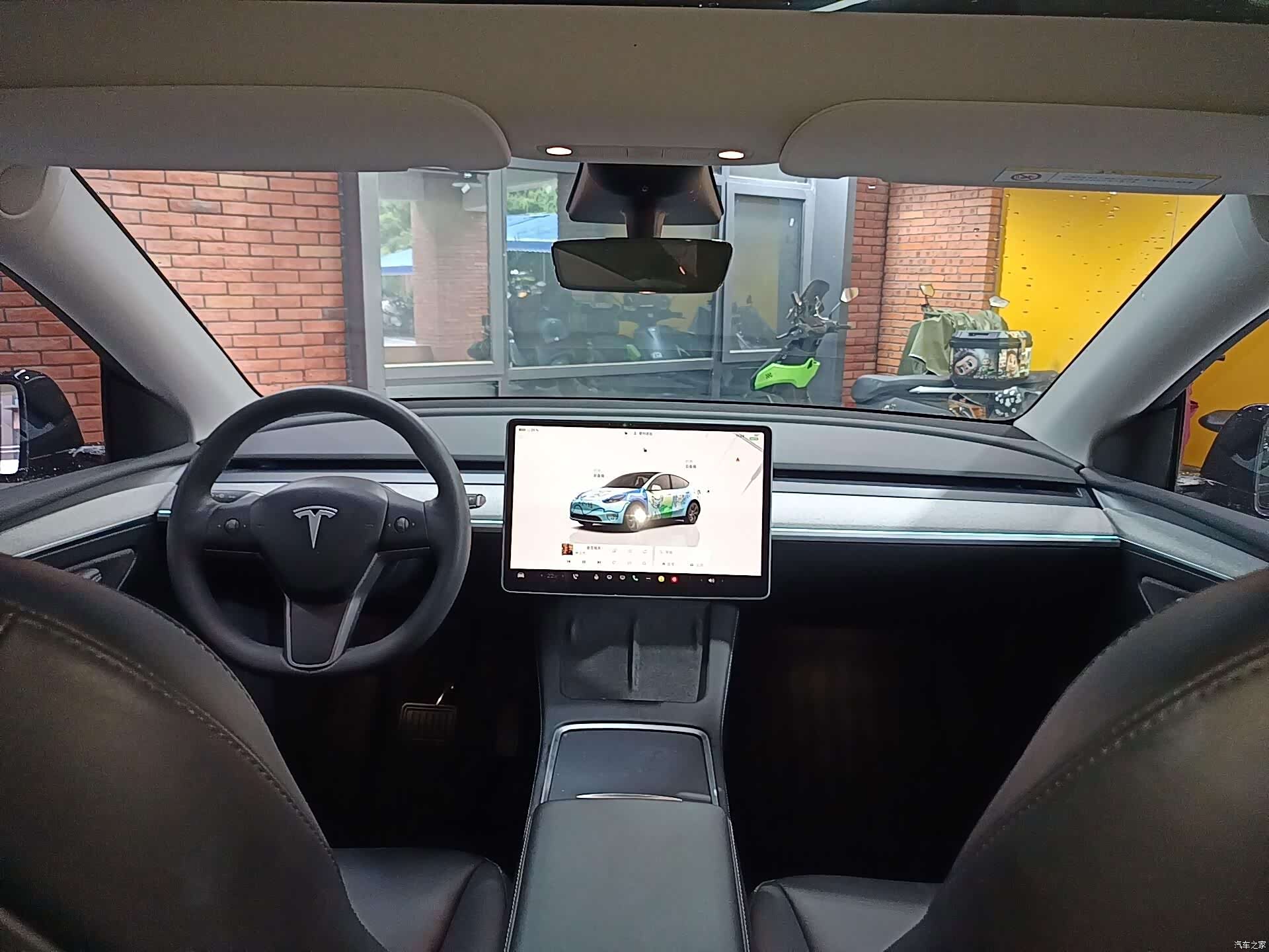 Tesla Model Y, 2024 12