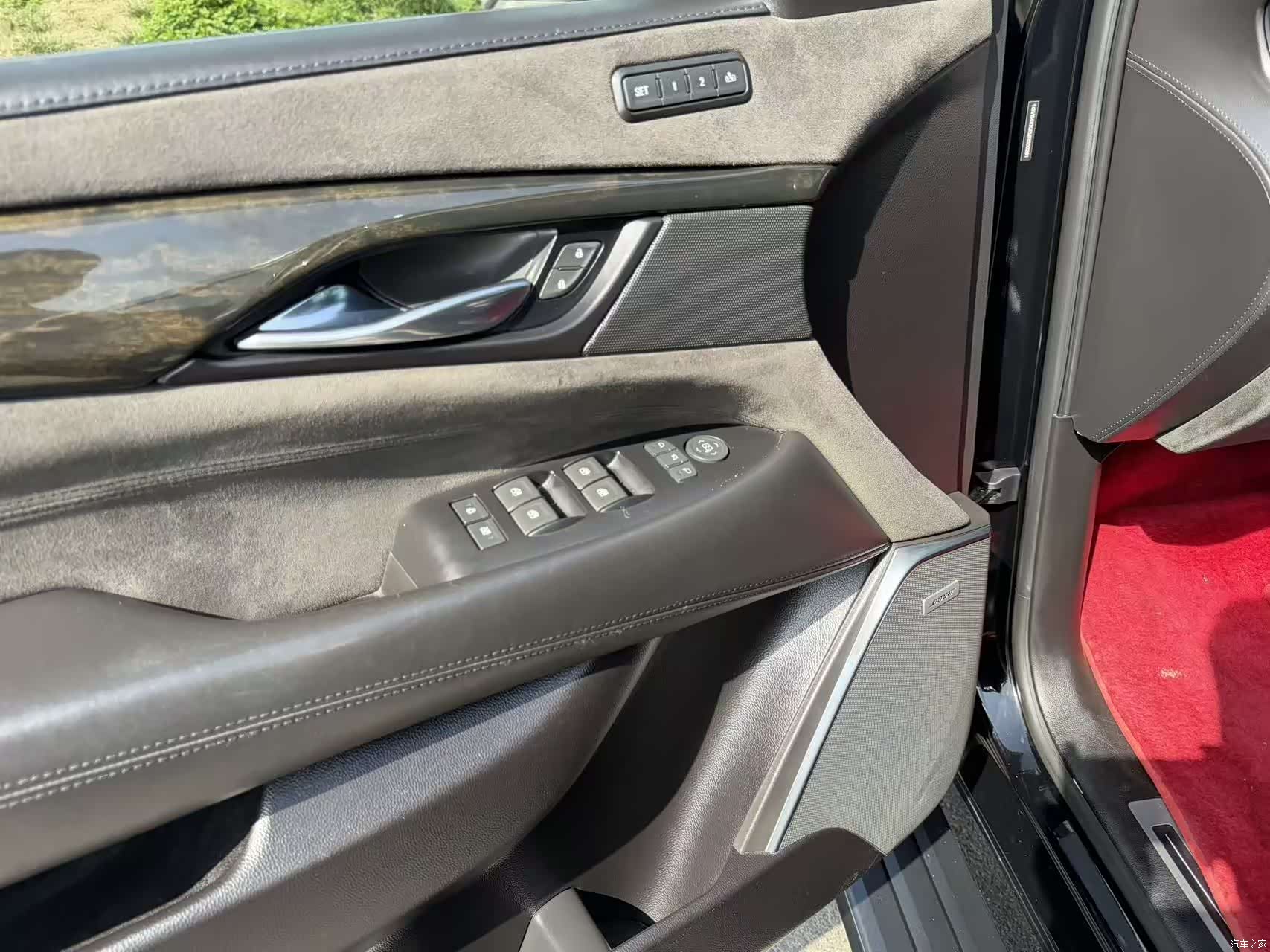 Cadillac Escalade, 2018 11