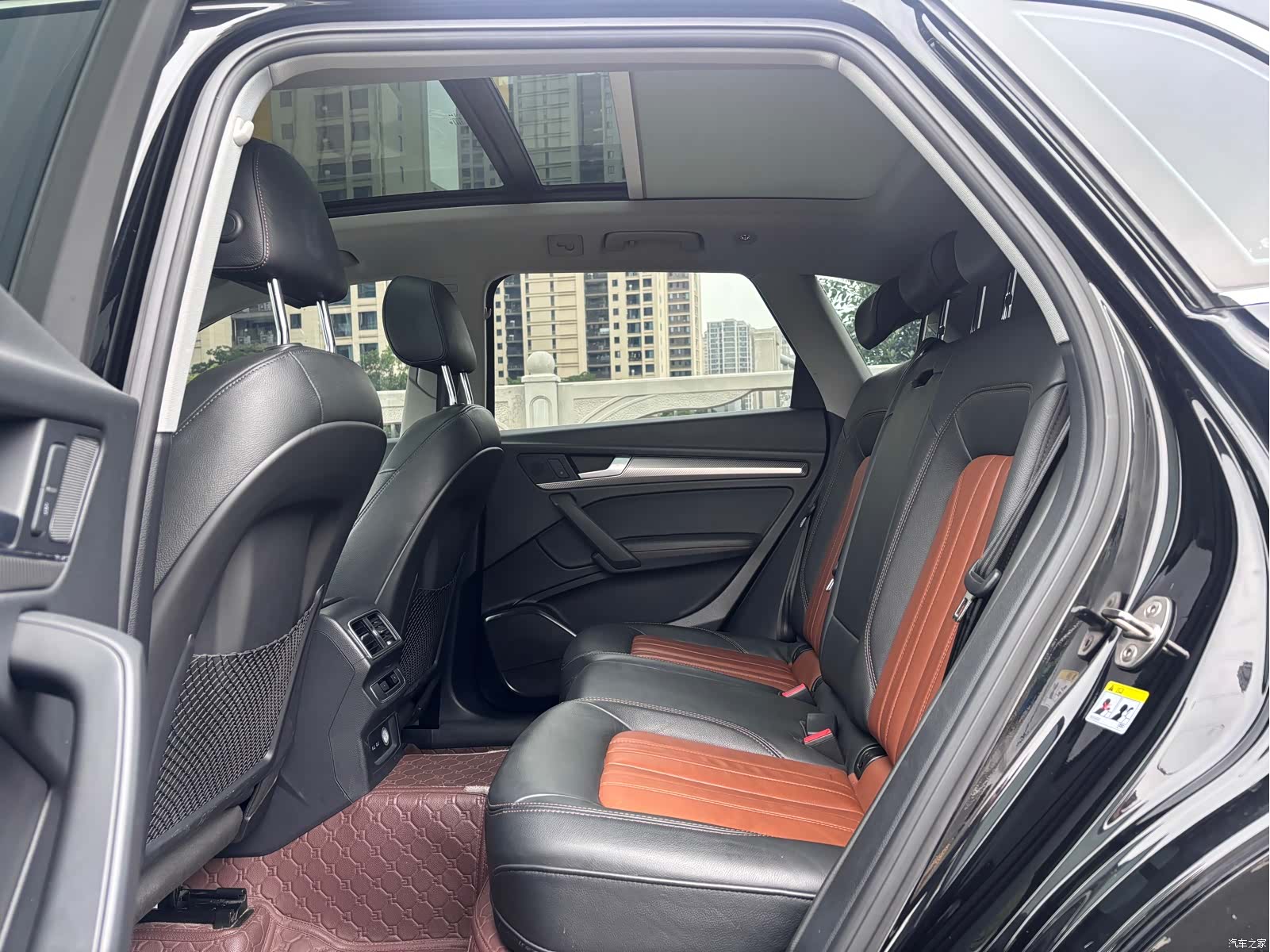 Audi Q5L, 2020 все фото