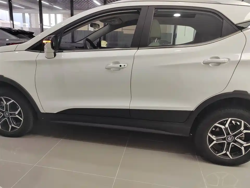 BYD Yuan Pro BYD Yuan Pro