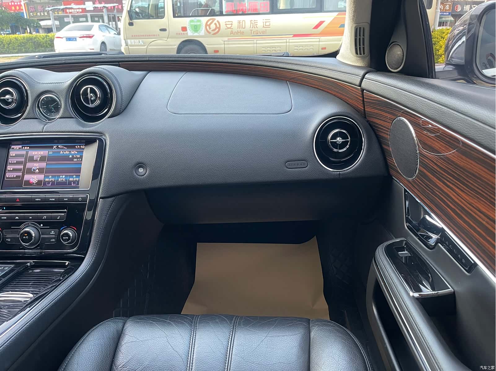 Jaguar XJ, 2014 17