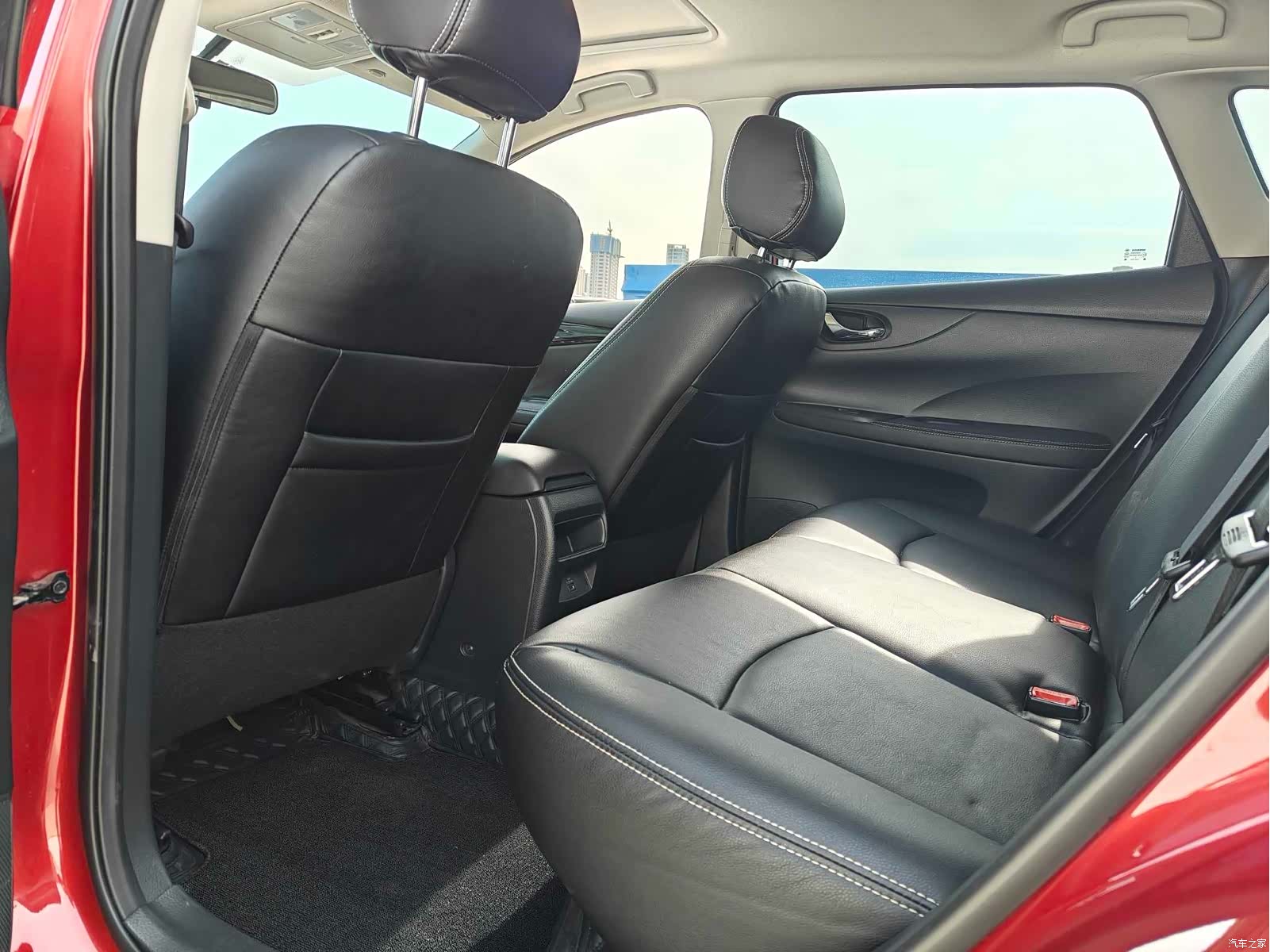 Nissan Tiida, 2022 7