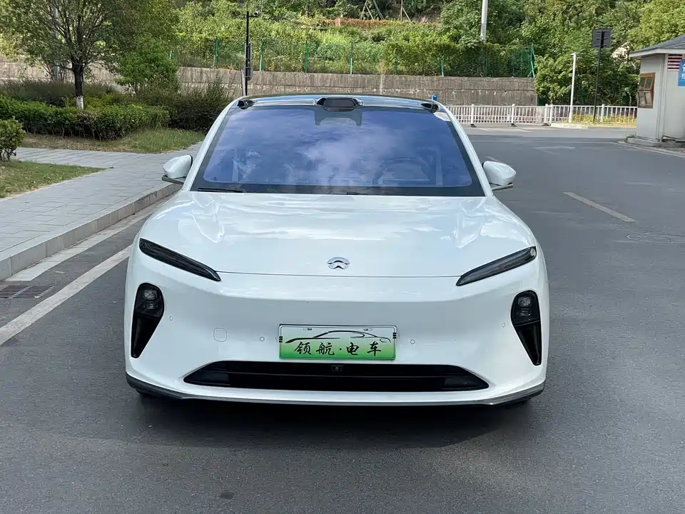 NIO ET5T