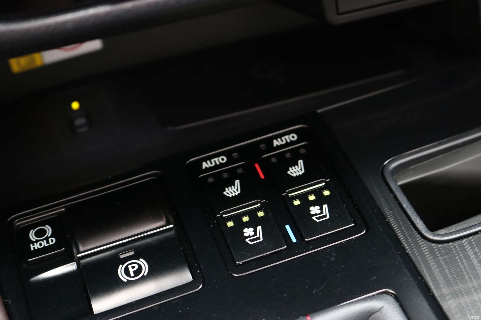 Lexus RX, 2021 14