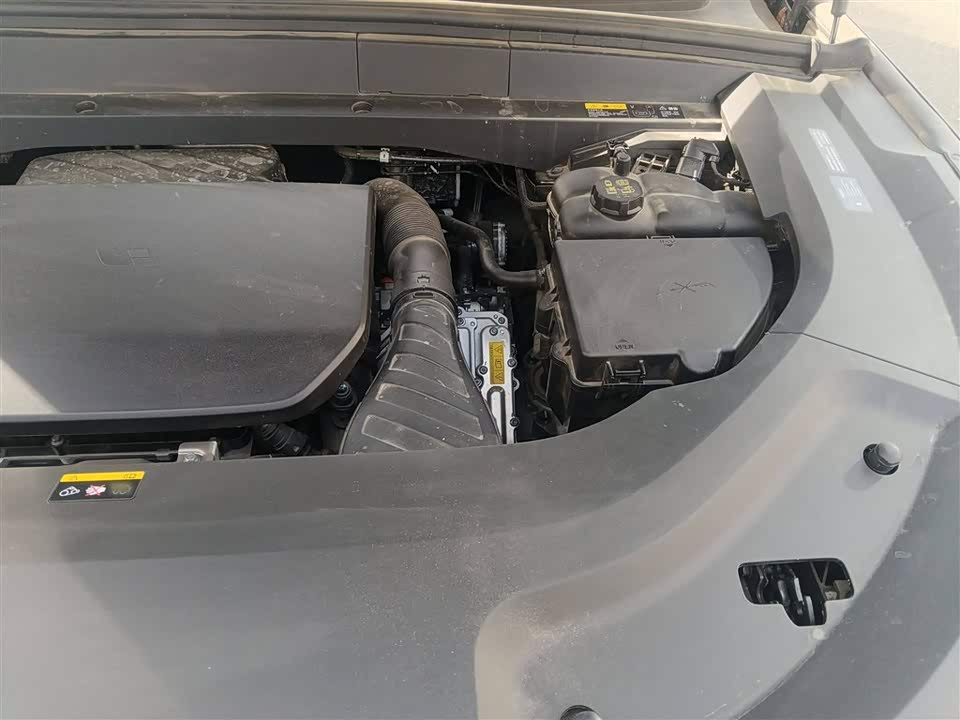 Li Auto Ideal L8
