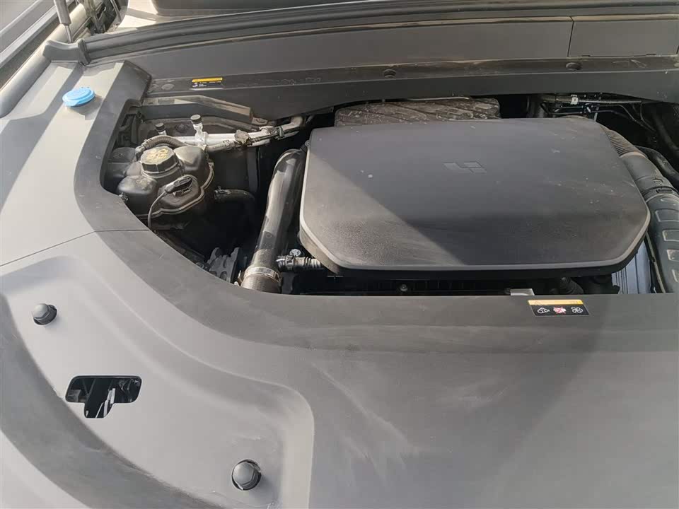 Li Auto Ideal L8