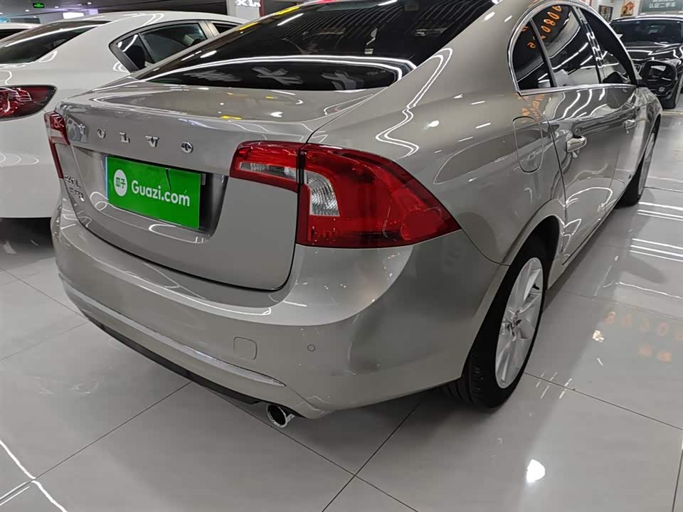 Volvo S60