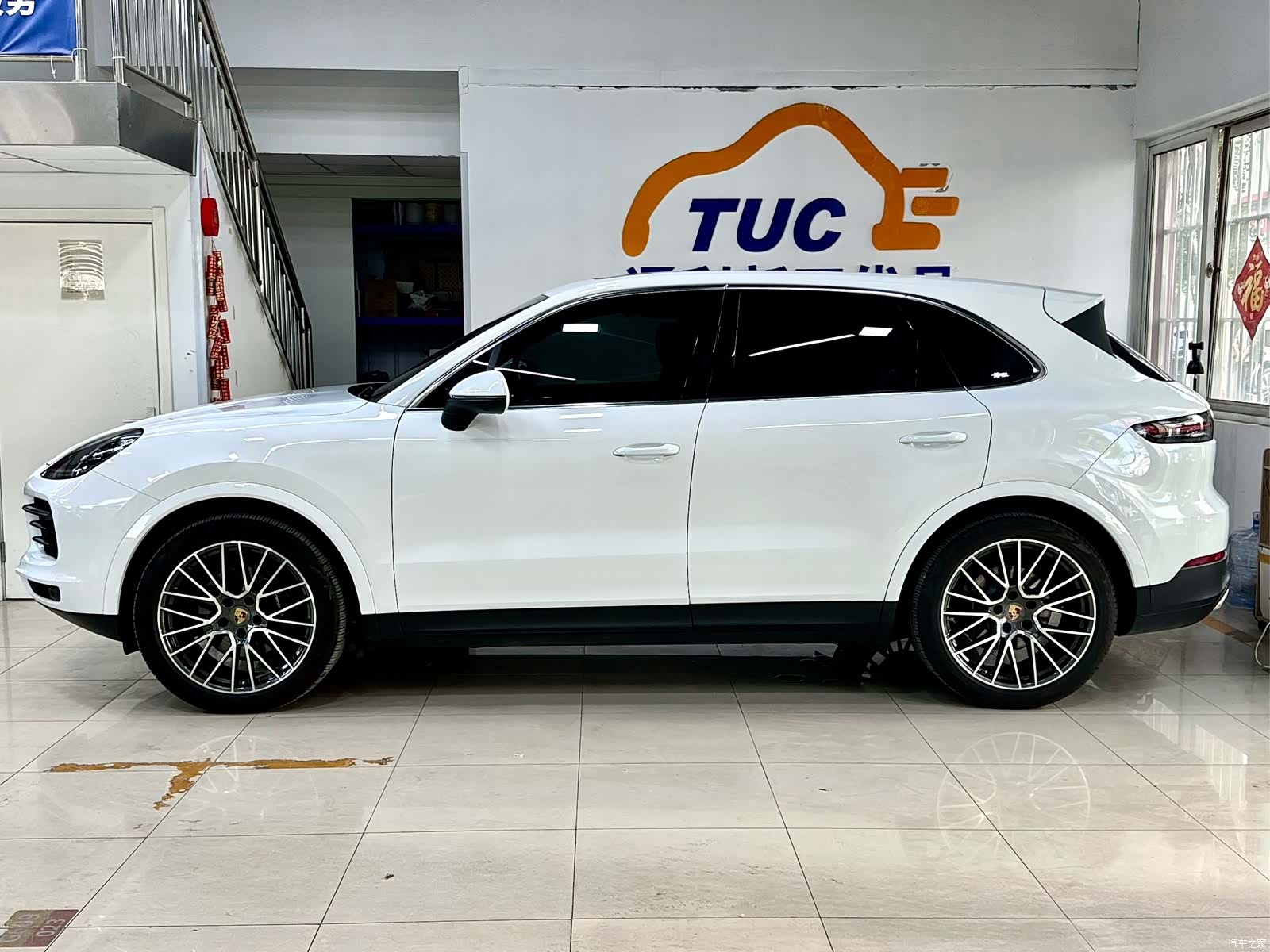 Porsche Cayenne, 2022 все фото