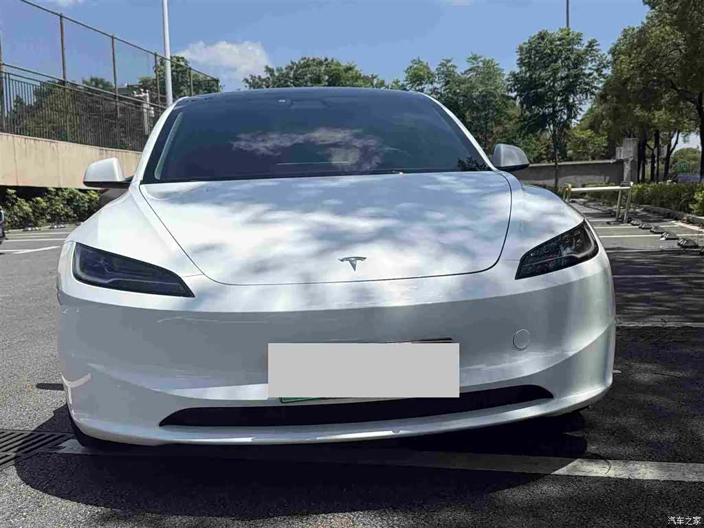 Tesla Model 3, 2024 2