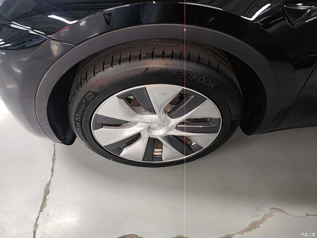 Tesla Model Y, 2022 25
