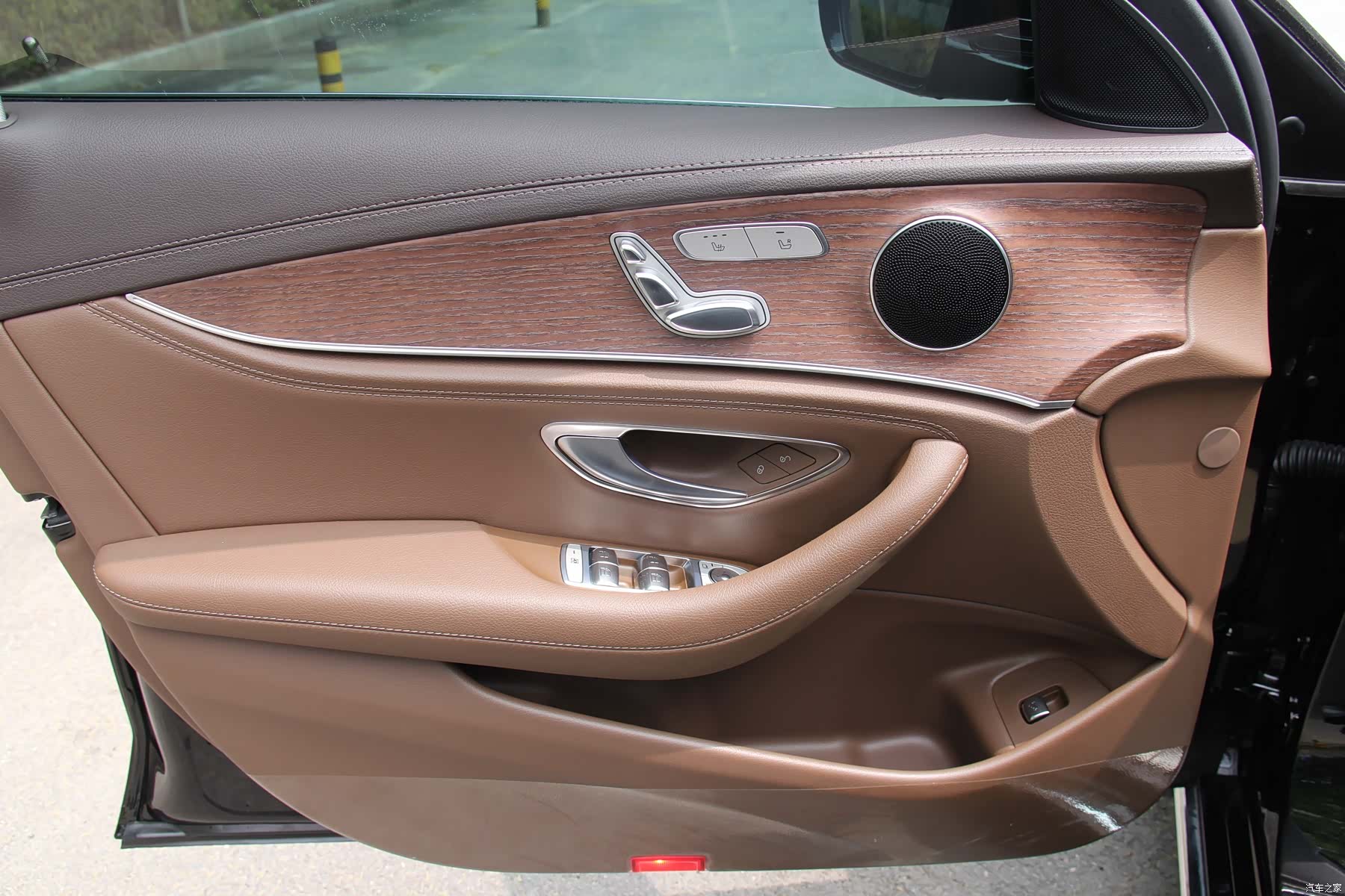 Mercedes-Benz E-Class, 2022 8