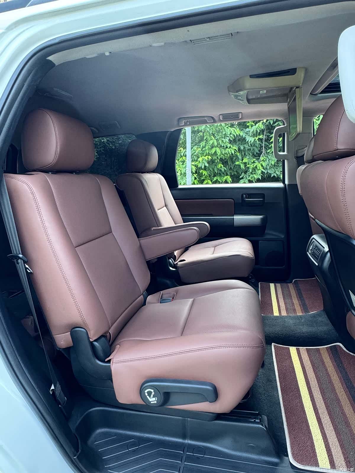 Toyota Sequoia, 2016 14