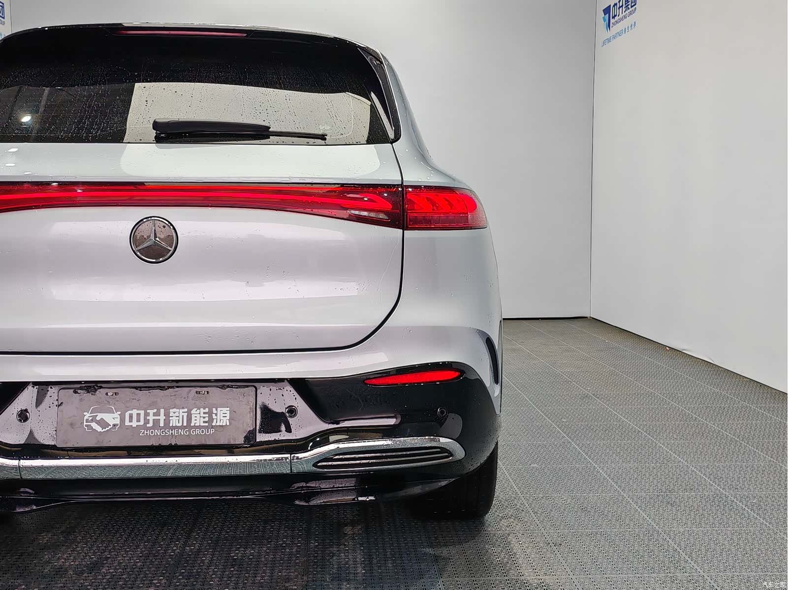 Mercedes-Benz EQS, 2023 21