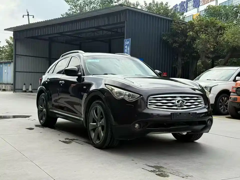 Infiniti FX