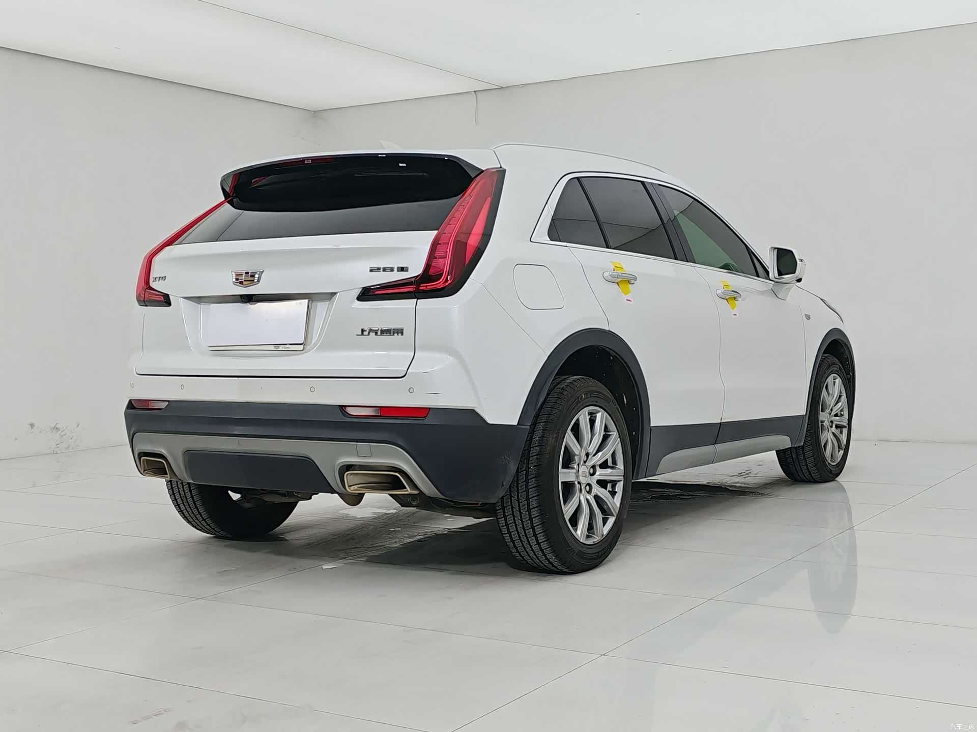 Cadillac XT4, 2021 4