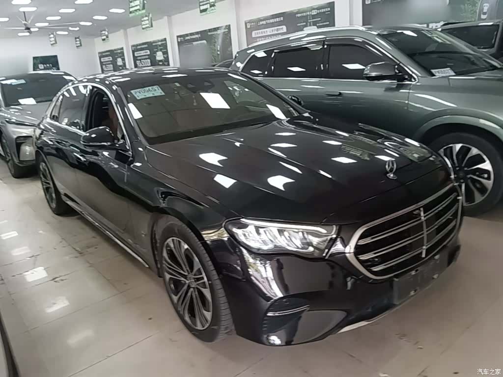 Mercedes-Benz E-Class, 2025 4