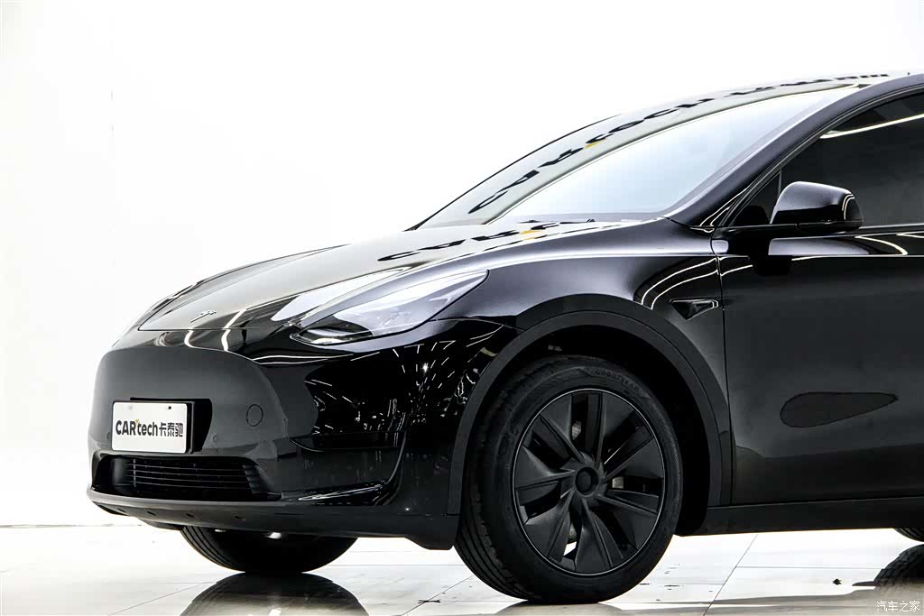 Tesla Model Y, 2024 11