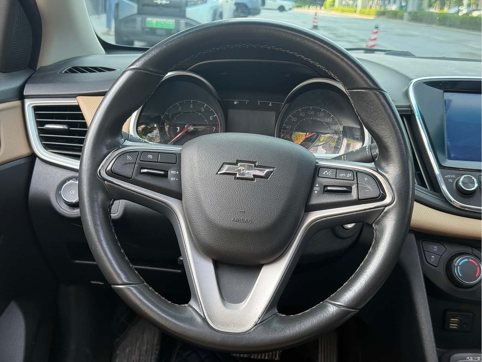 Chevrolet 320, 2021 13