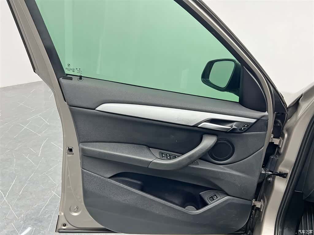 BMW X1, 2019 13