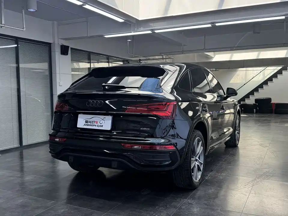 Audi Q5L Sportback