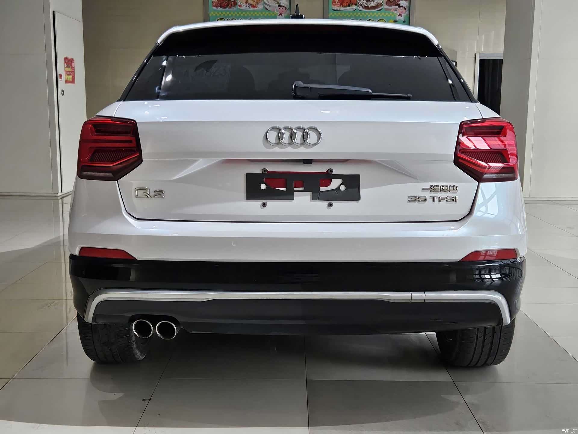 Audi Q2L, 2020 3