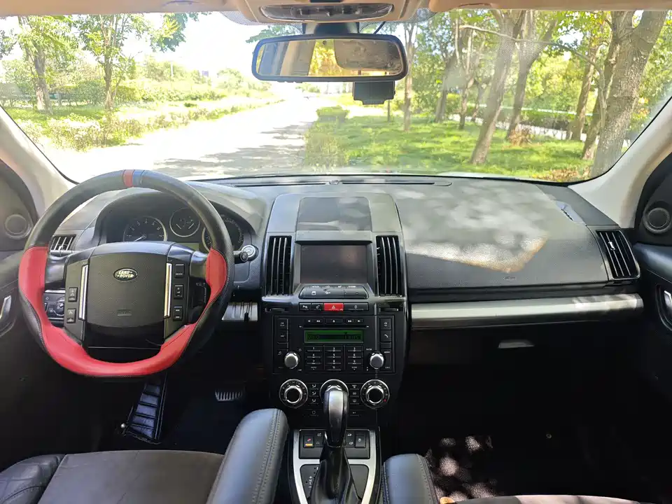 Land Rover Freelander 2