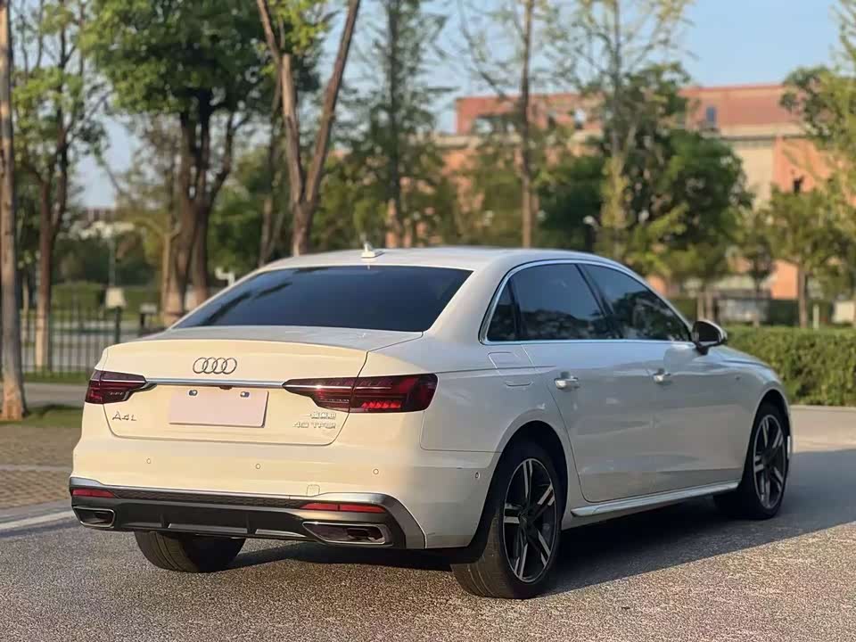 Audi A4L