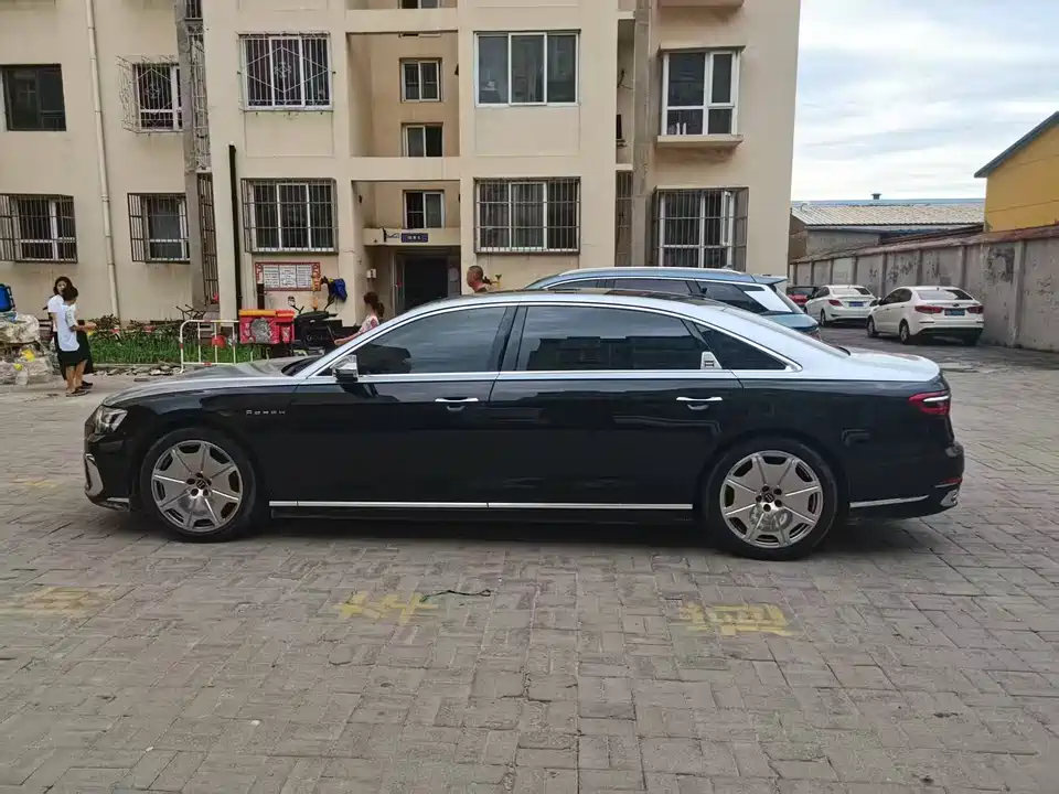 Audi A8