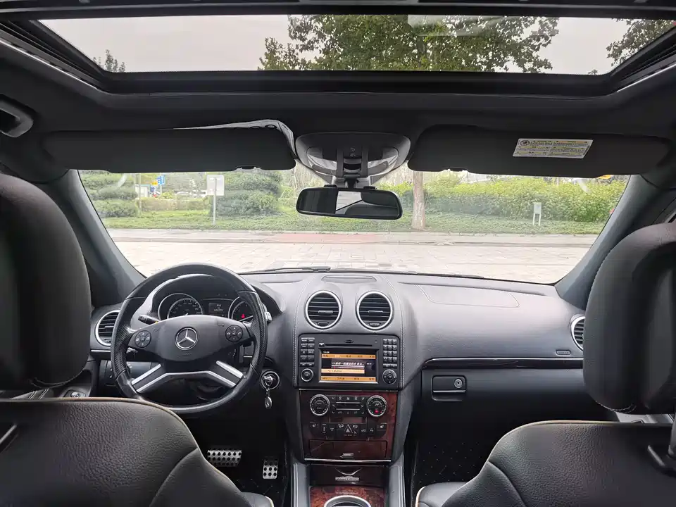 Mercedes-Benz M class