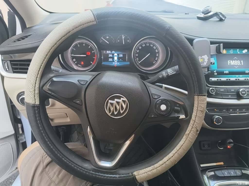Buick Verano, 2017 11