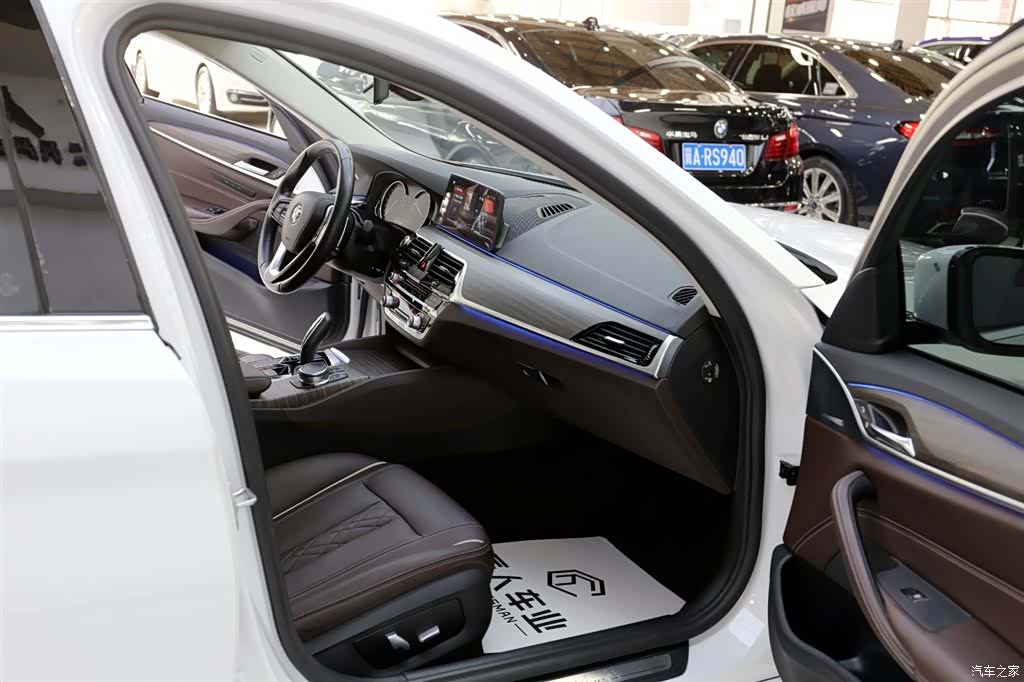BMW 5 Series, 2018 18