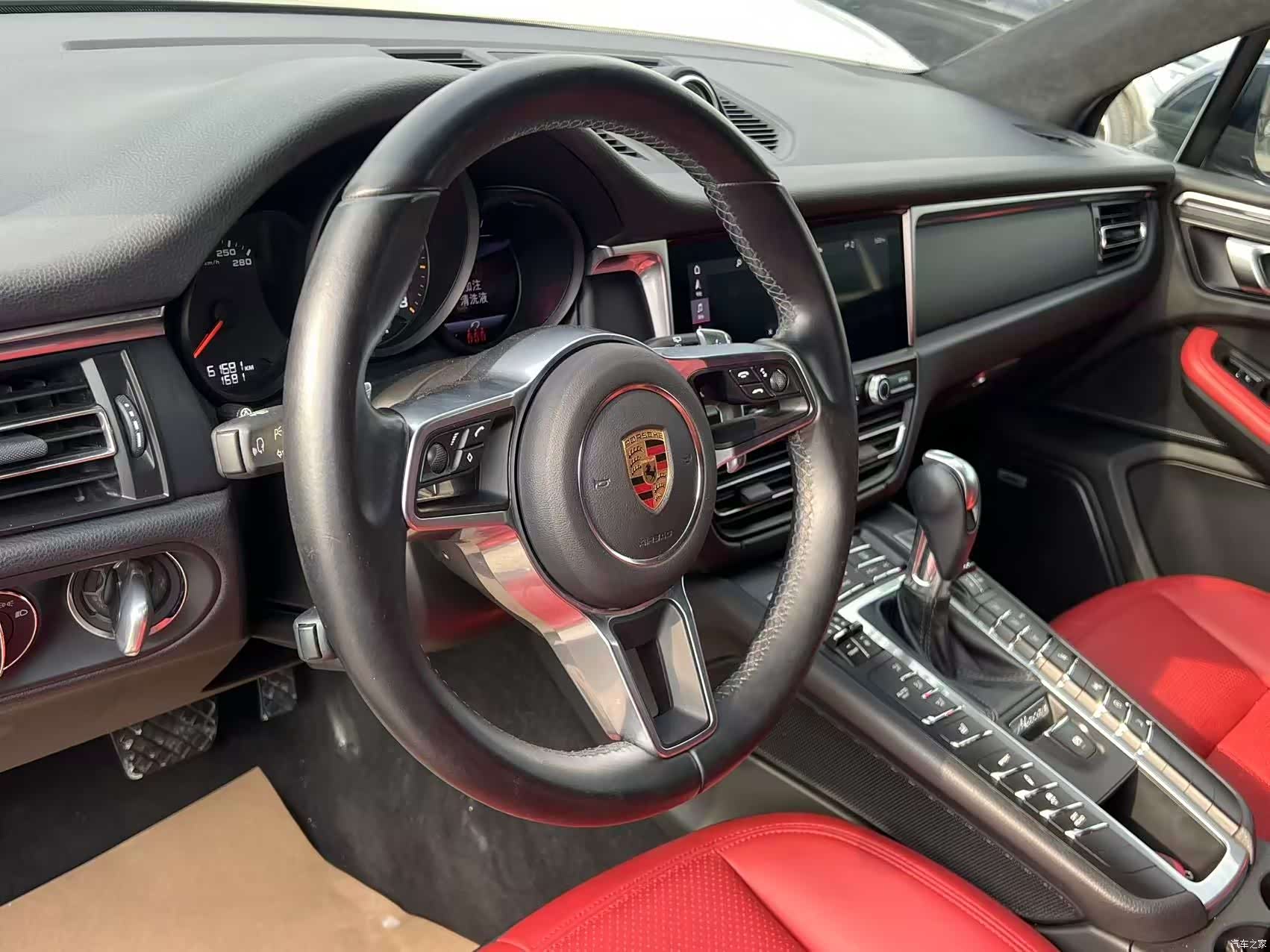 Porsche Macan, 2021 23