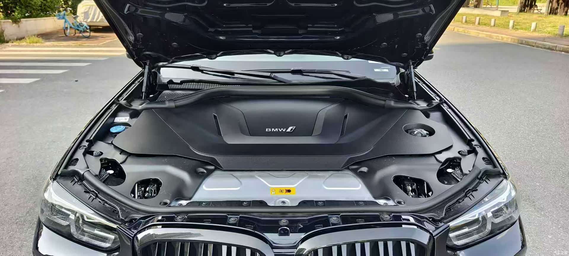 BMW iX3, 2024 15