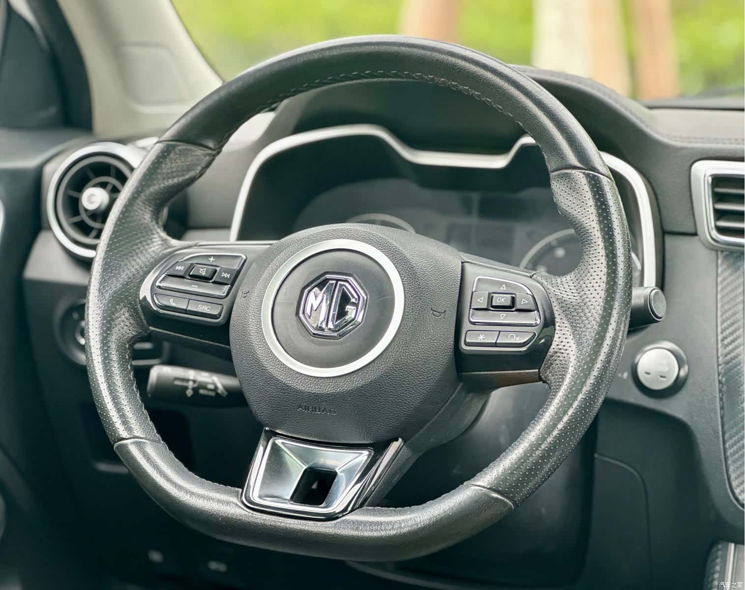 MG ZS, 2019 35
