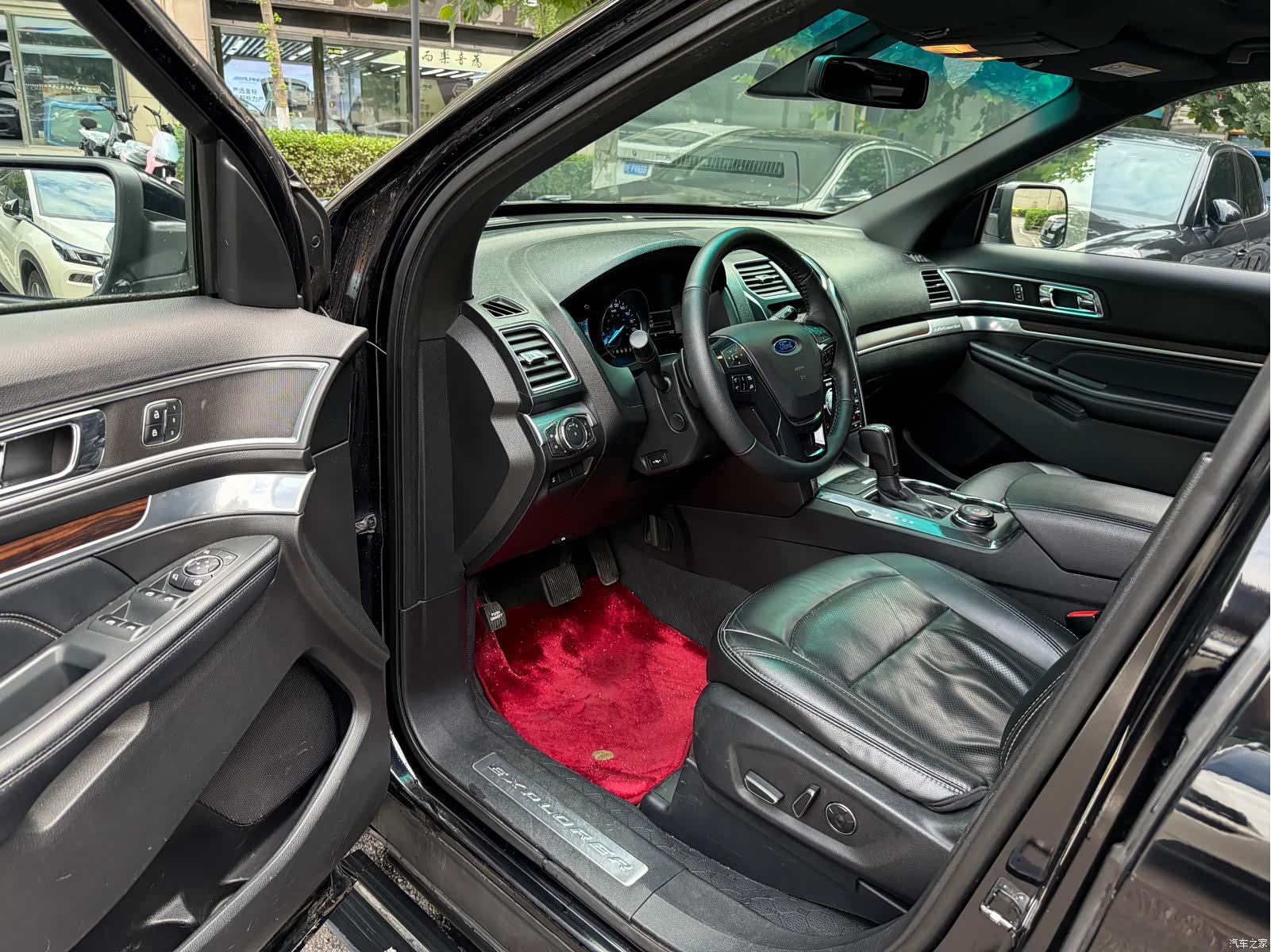 Ford Explorer, 2017 8