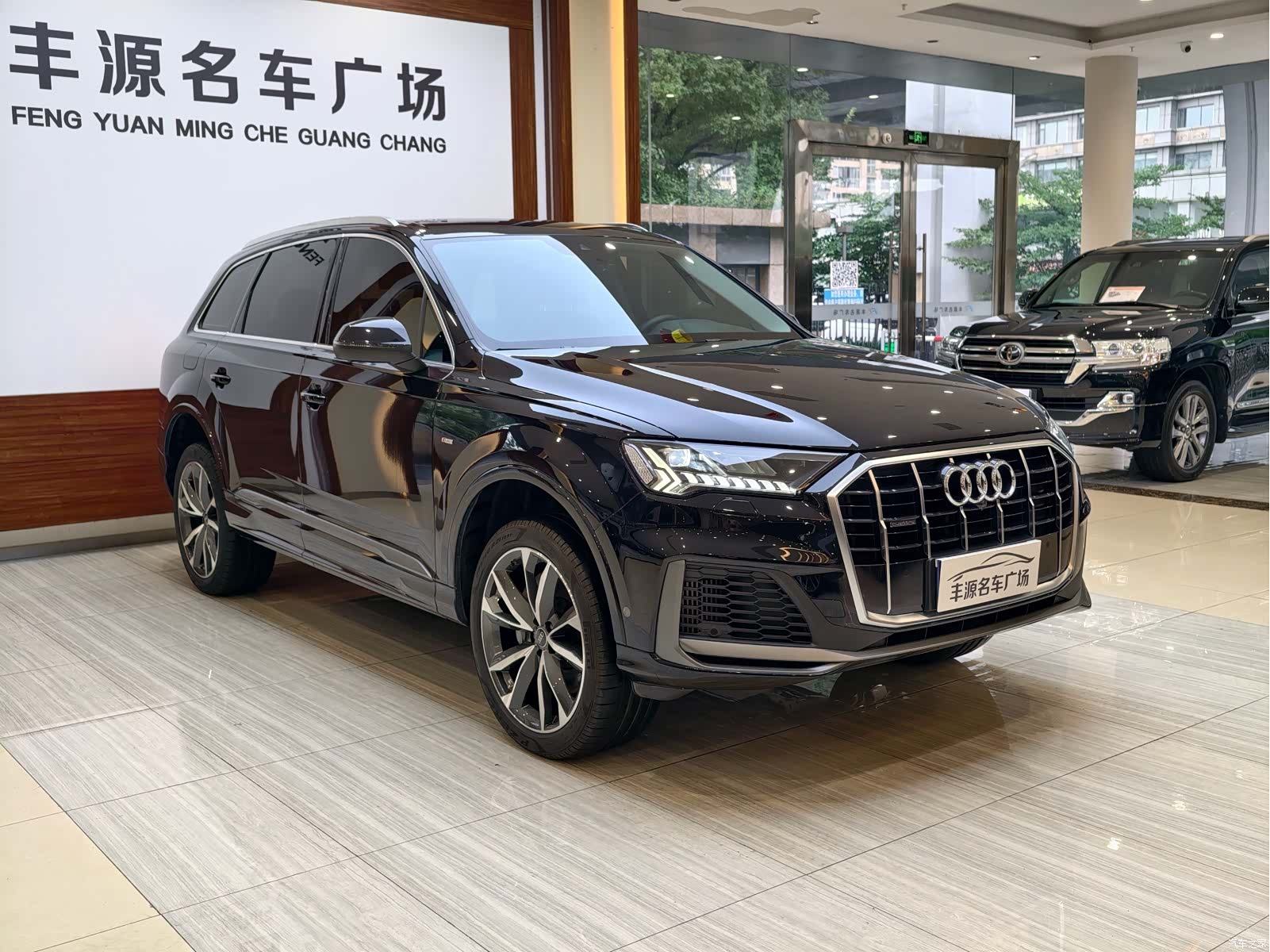 Audi Q7, 2021 3