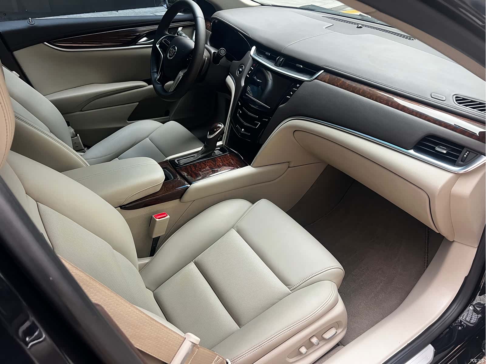 Cadillac XTS, 2014 23